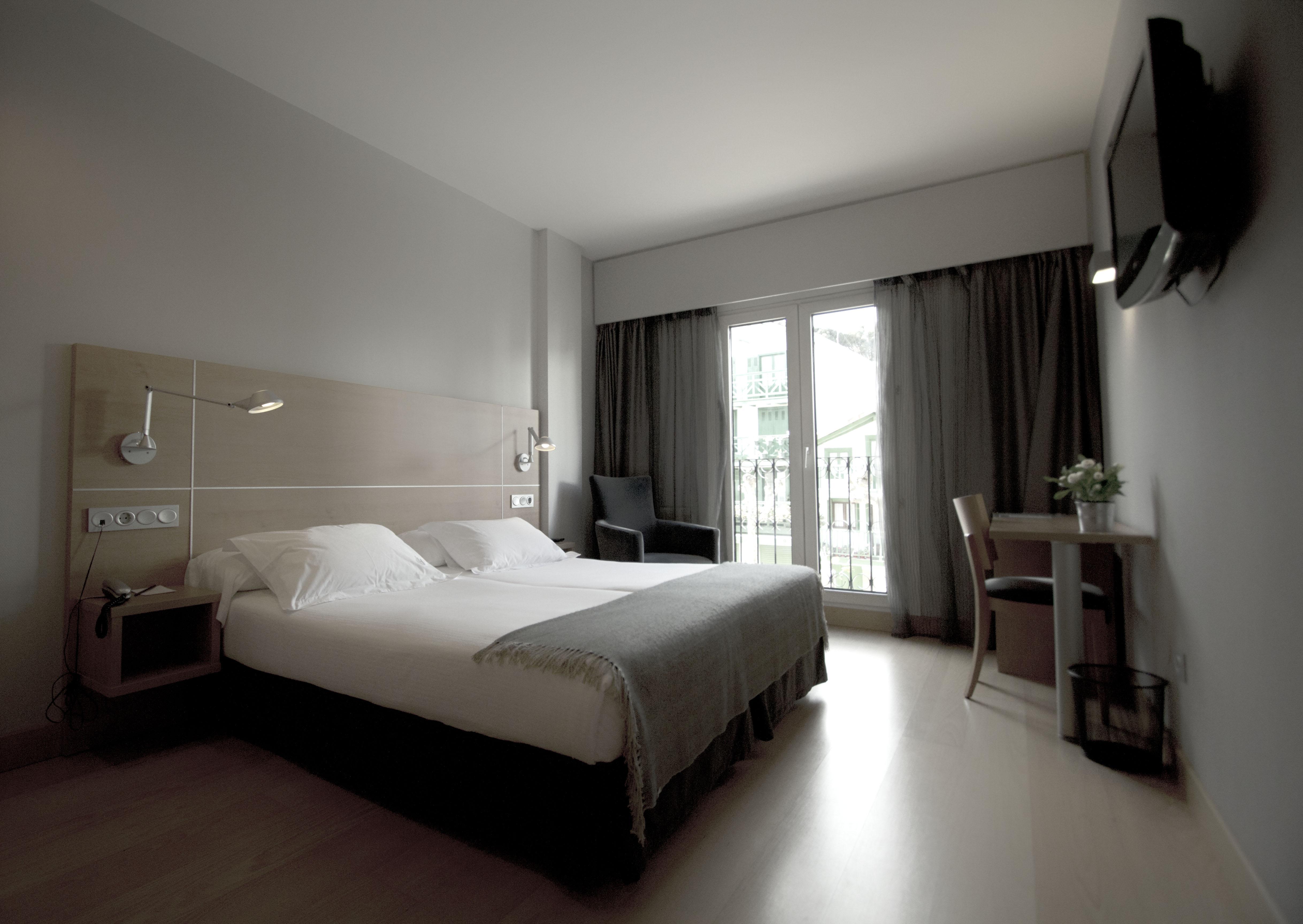 Hotel Jauregui Hondarribia Exteriör bild