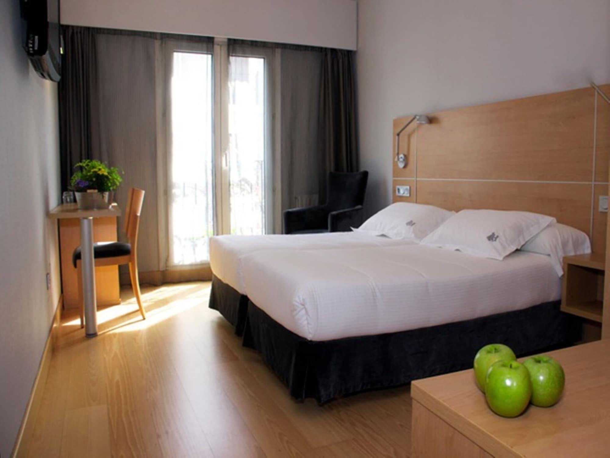 Hotel Jauregui Hondarribia Exteriör bild