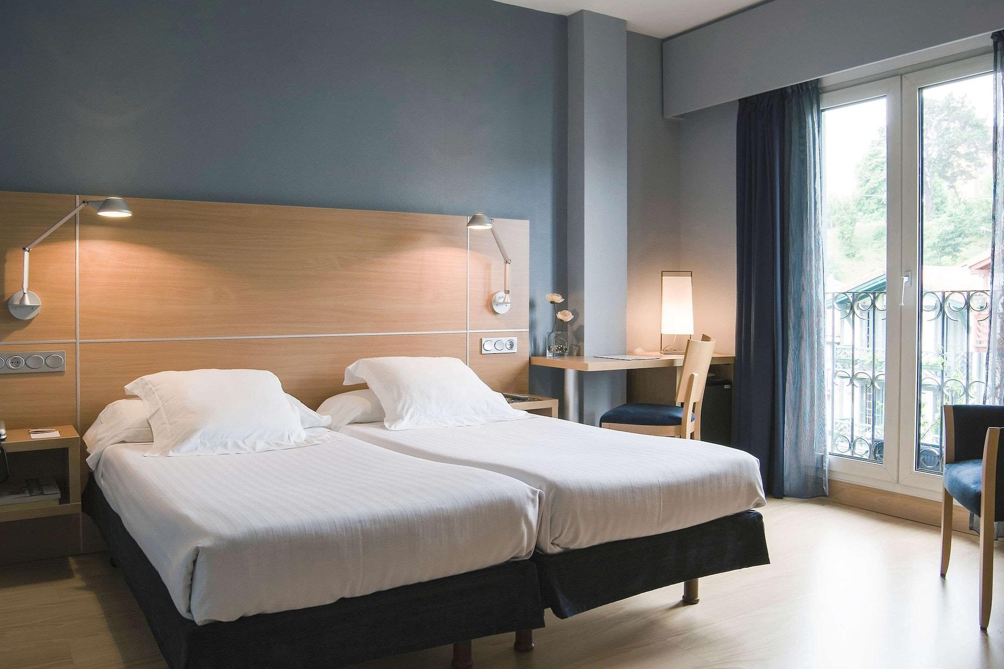 Hotel Jauregui Hondarribia Exteriör bild