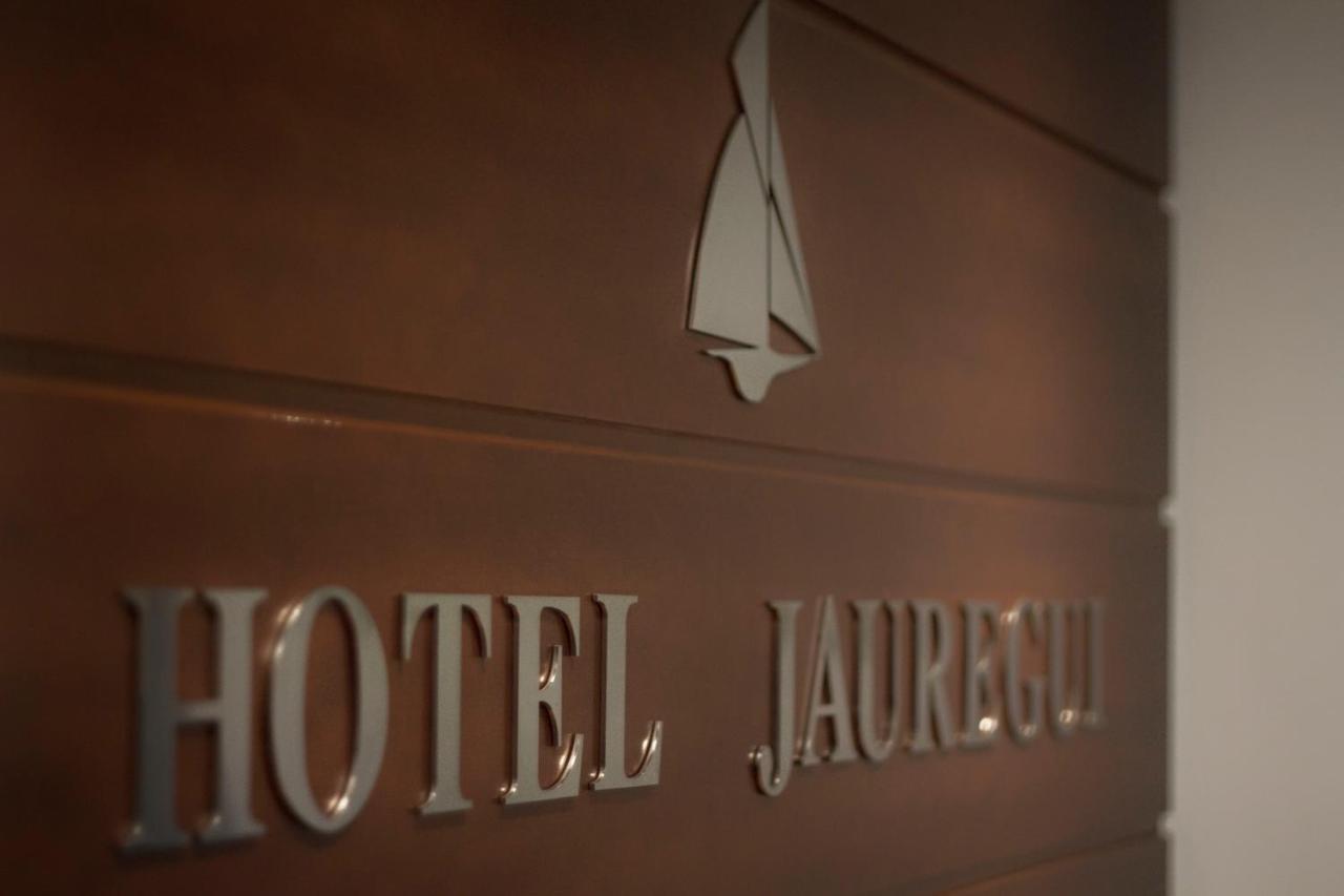 Hotel Jauregui Hondarribia Exteriör bild